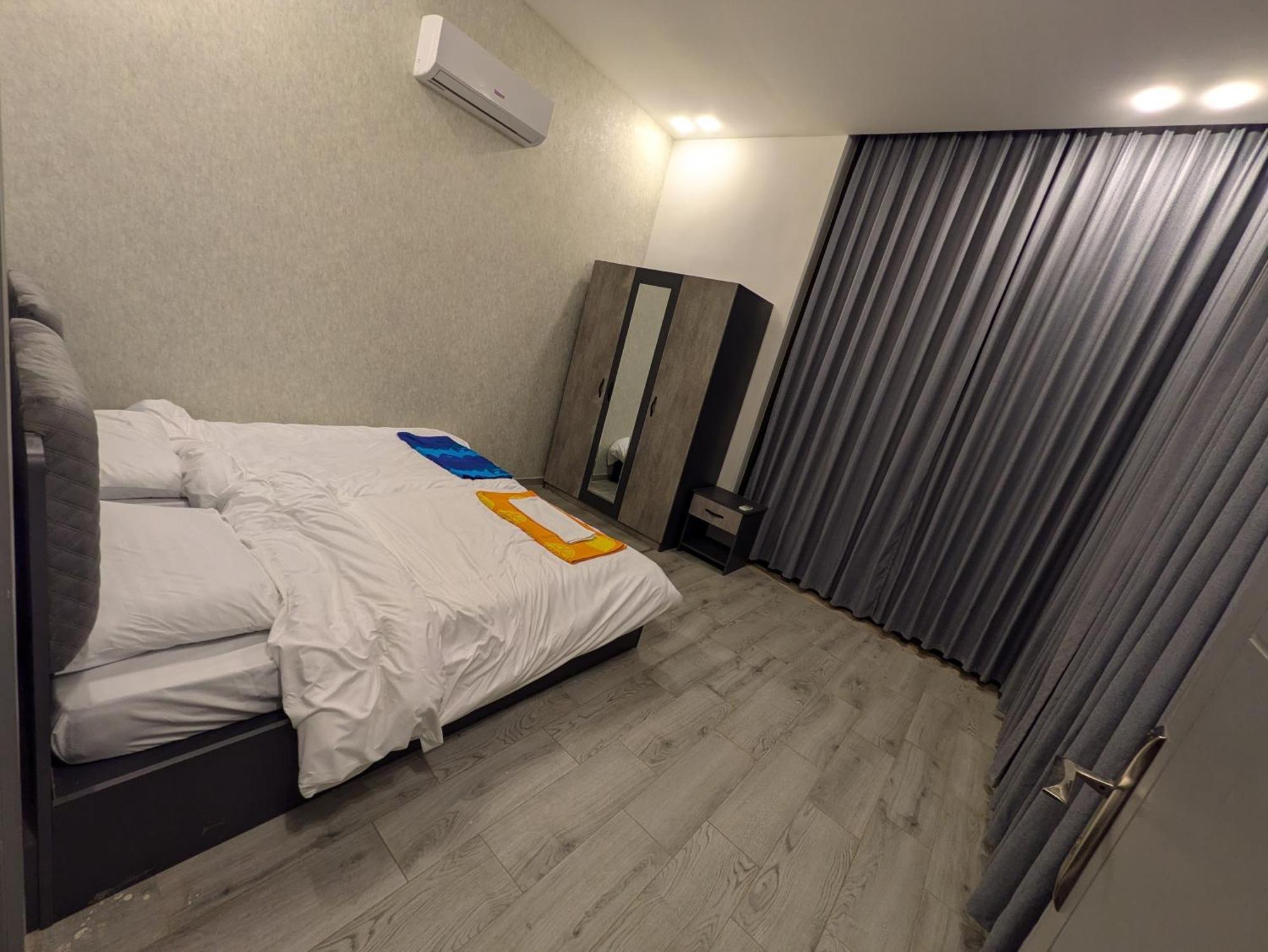 Aeropuerta Mini Villa - Private Layover Near Amman Airport Al Qastal Esterno foto